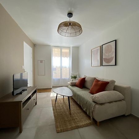 Suite Atypique En Plein Centre De Pontoise Ngoại thất bức ảnh